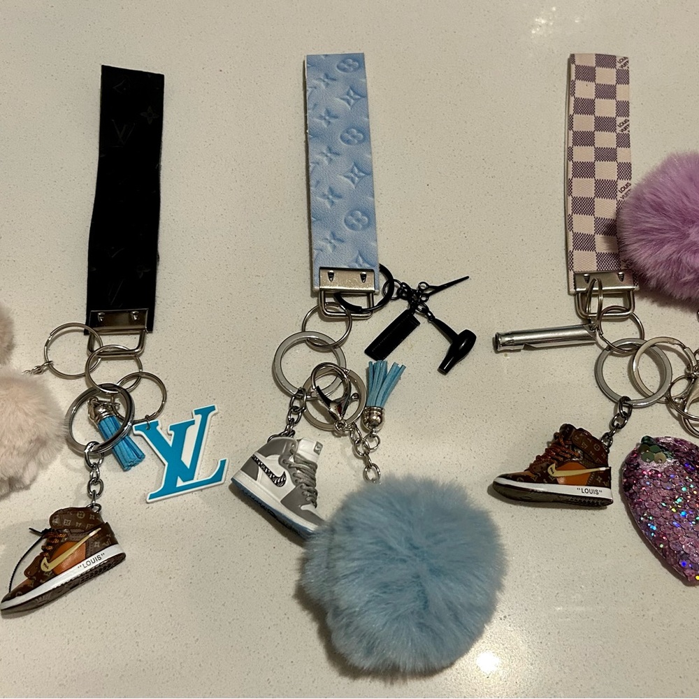 Keychains - Picture 6 of 12